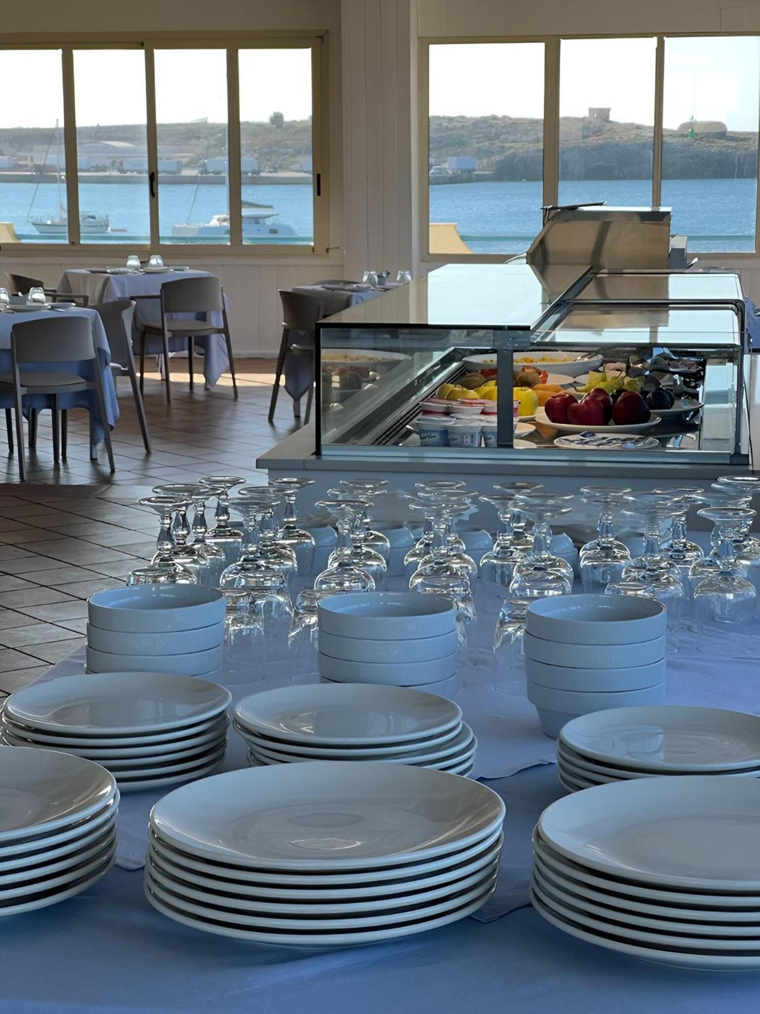 Hotel Baia Turchese Lampedusa Exterior photo