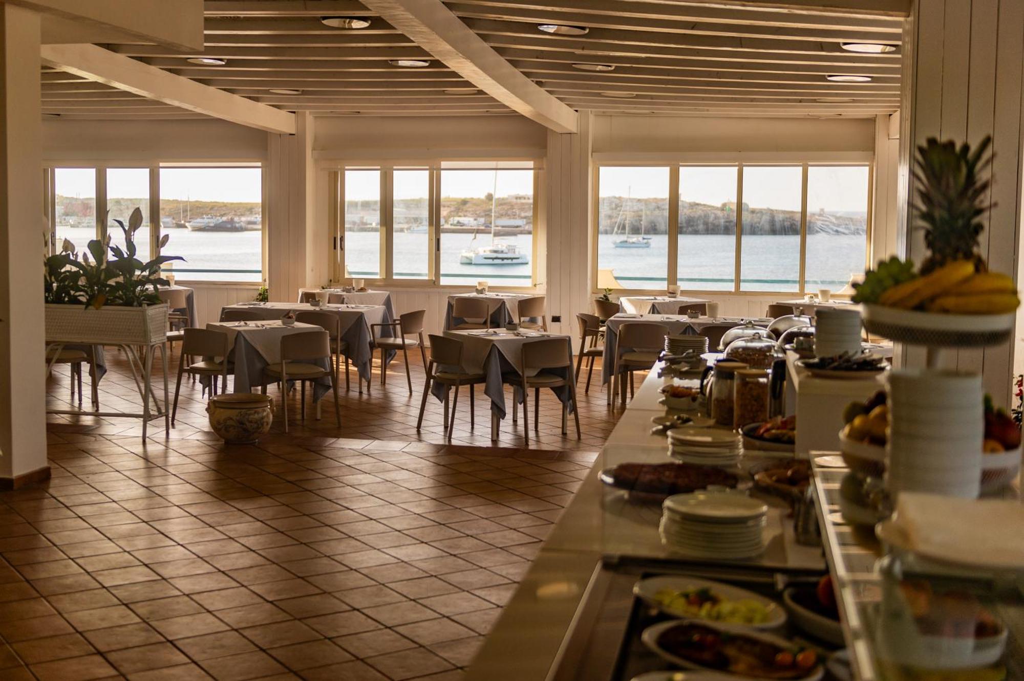 Hotel Baia Turchese Lampedusa Exterior photo